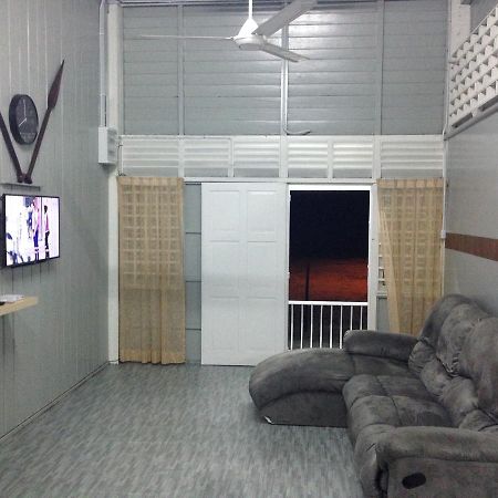 Ila Homestay Kuala Besut Jetty Buitenkant foto